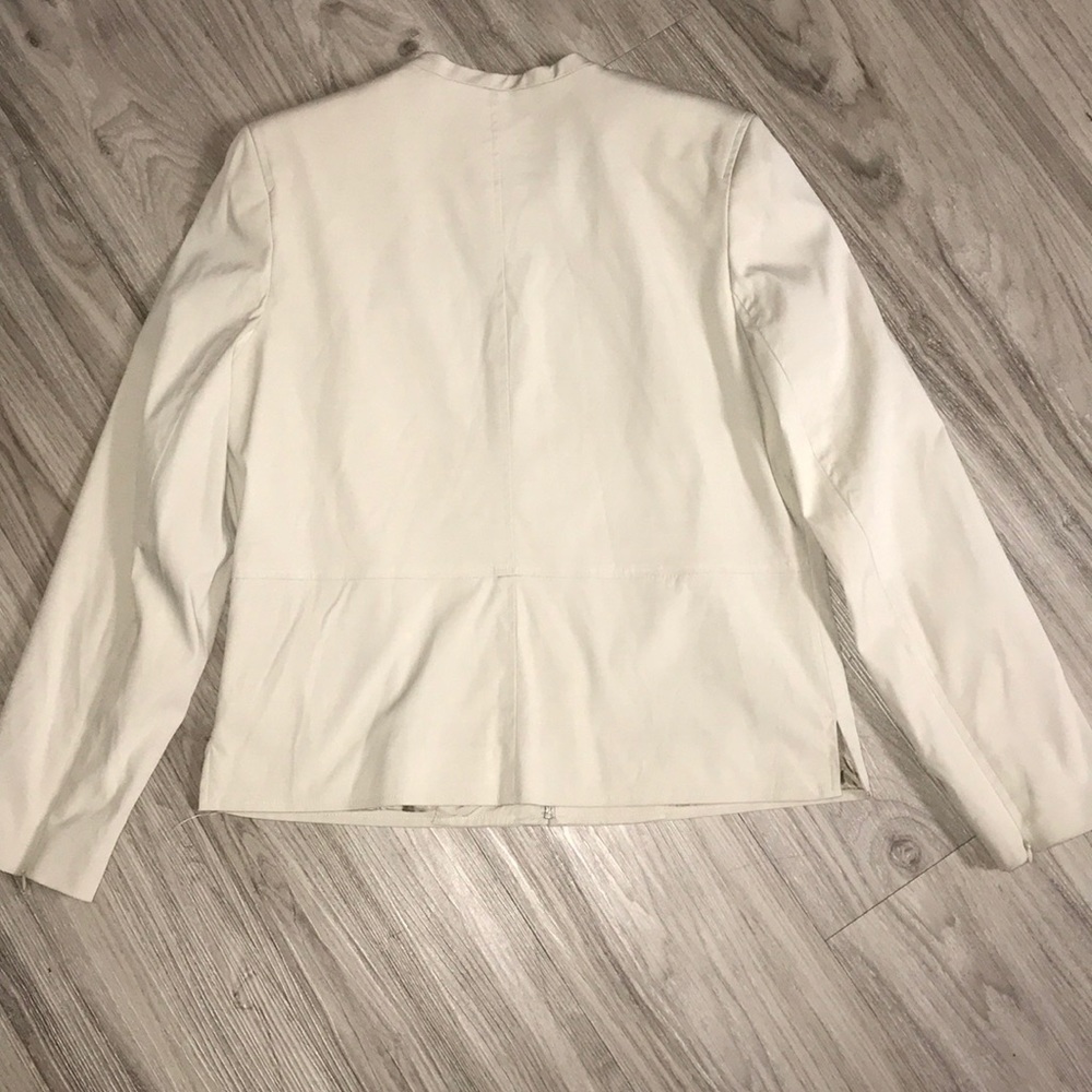 Apostrophe Jacket - Picture 2 of 8